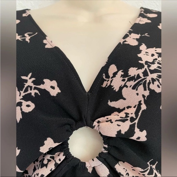 Abercrombie & Fitch Black Floral Long Sleeve Dress bodycon keyhole detail Size M - Picture 10 of 12